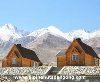 About Alpine Huts Pangong